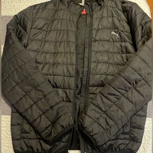 Puma jacket 
Color : Black 
Condition : slightly used
Size : M